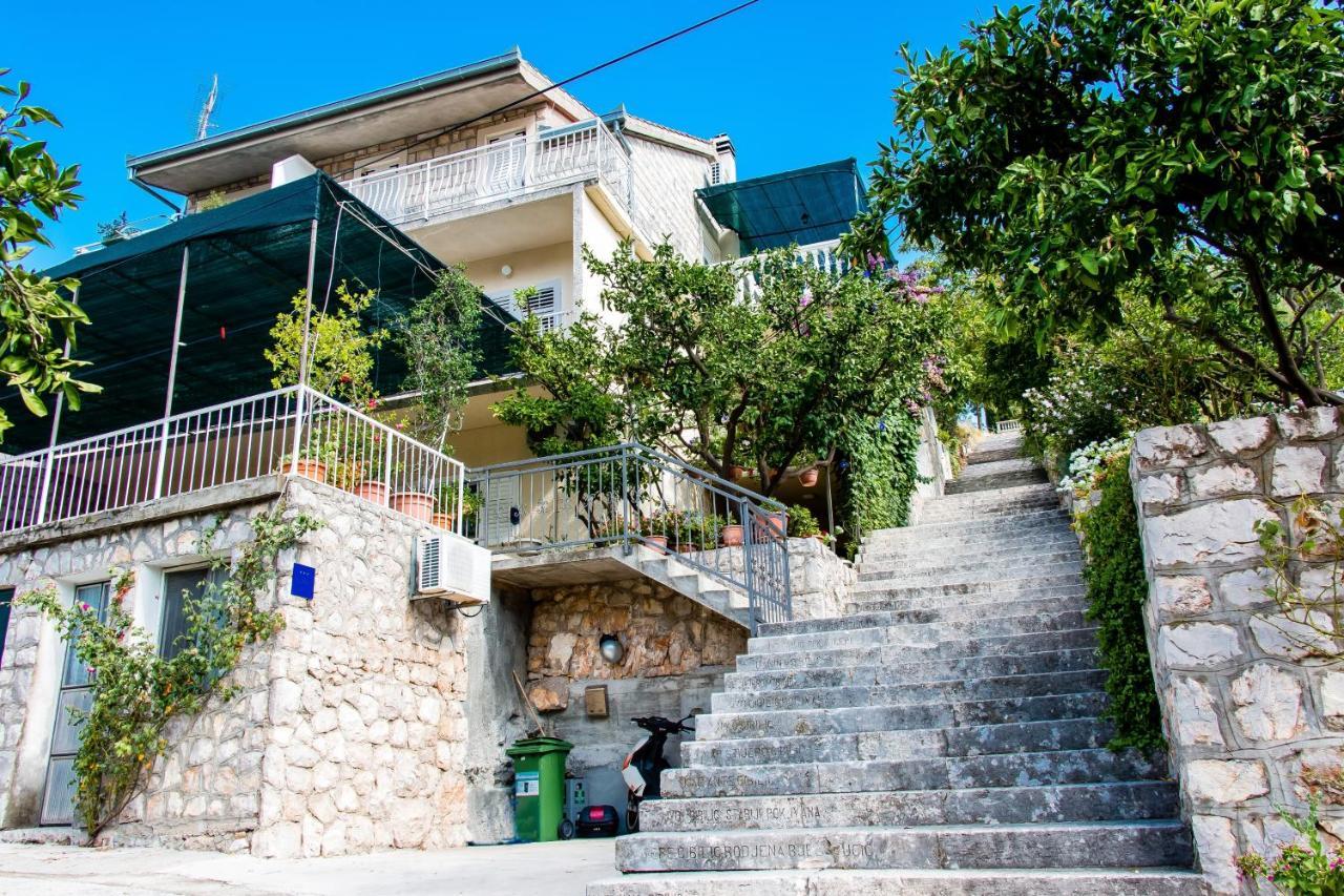 11545b Apartment Trpanj